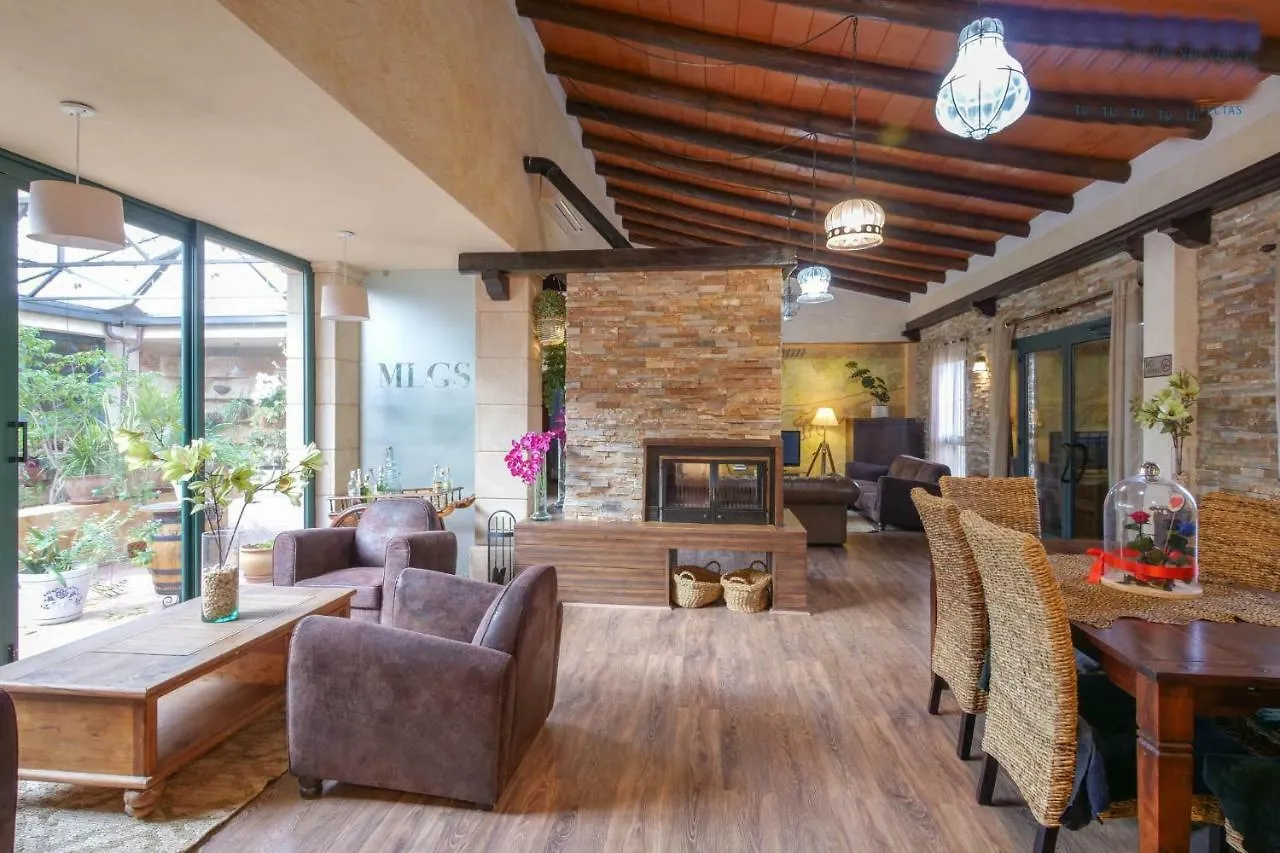 Melongos Guest House Inca